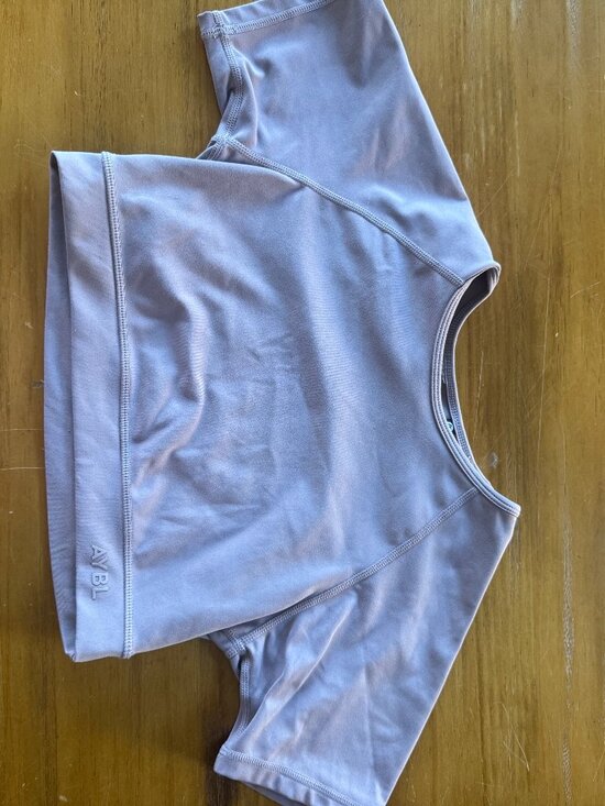 AYBL Tops - AYBL Lavender Cropped Active Top Size S